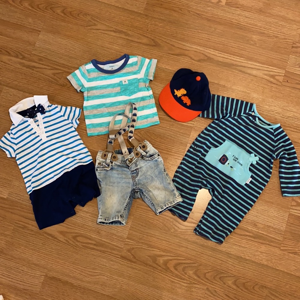 Baby boy 4m to 9m 5 items bundle